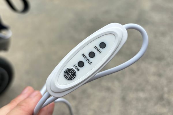 ちゃいなびファンシート風量調節ボタン